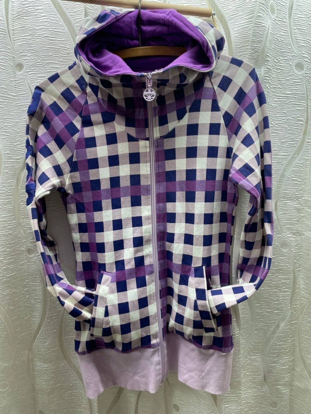Bench Checkered Full Zip Hoodie Womens Medium Purple Plaid Thumbhole Funnel Neck
